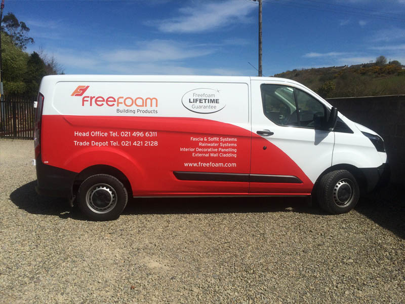 Freefoam partial wrap medium van